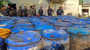 সারাদেশে মজুত করা ১ লাখ ৬৫ হাজার লিটার ভোজ্য তেল জব্দ