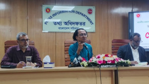 জ্বালানি তেলের দাম বাড়ানো হতে পারে: তথ্য উপদেষ্টা