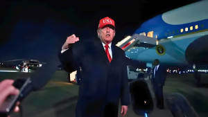 ইরানে ফের হামলা করার কথা ভাবছেন ট্রাম্প: দ্য ওয়াল স্ট্রিট জার্নাল