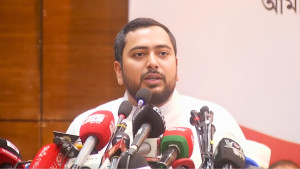 দেশকে দুর্যোগে ফেলার দায় বিএনপিকেই নিতে হবে: নাহিদ ইসলাম