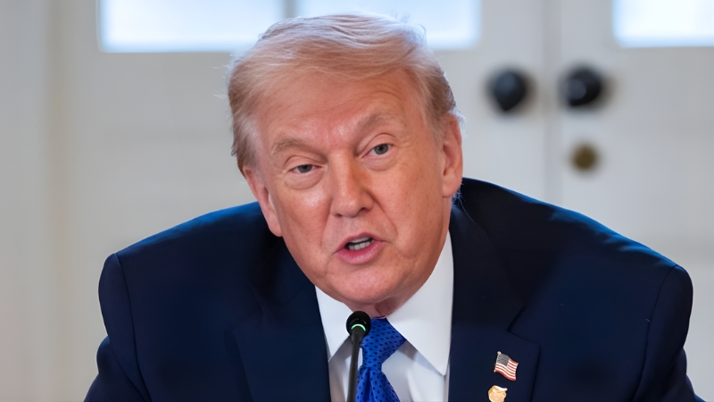 ইরানে বিক্ষোভকারীদের কাছে ‘কুর্দিদের দিয়ে’ অস্ত্র পাঠাতে চেয়েছিল ওয়াশিংটন: ট্রাম্প