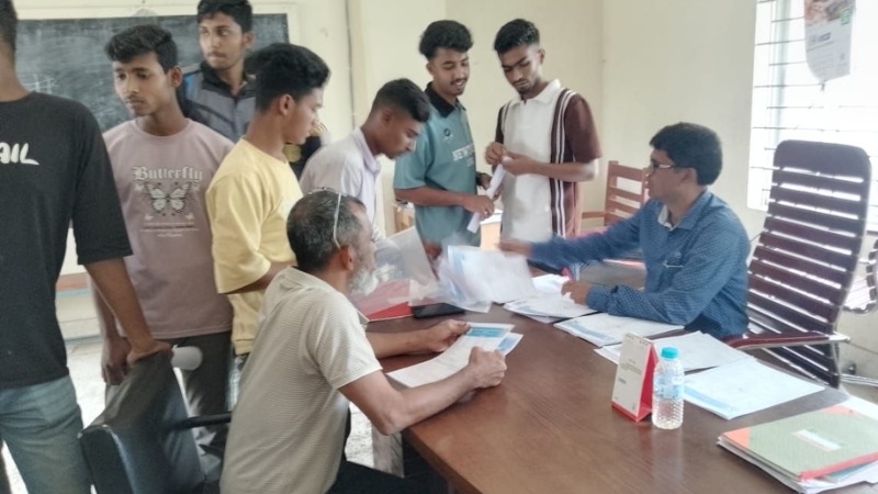 প্রধান শিক্ষকের গাফিলতি, ১৫০ শিক্ষার্থীর এসএসসি পরীক্ষা অনিশ্চিত