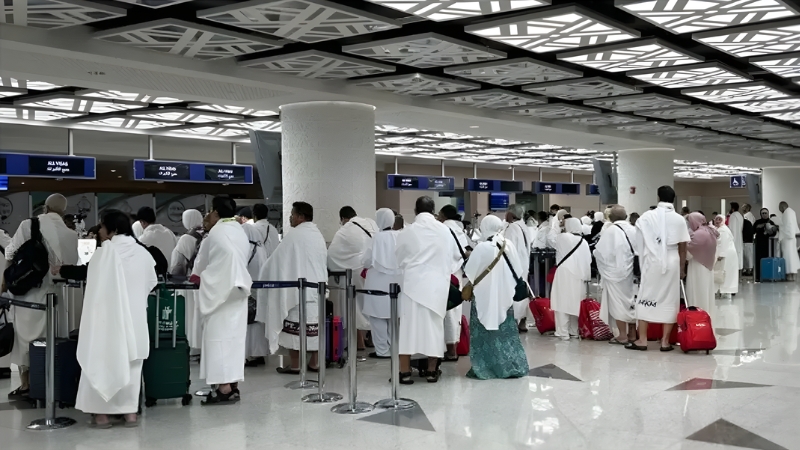 প্রথম হজ ফ্লাইট আজ, উদ্বোধন করবেন প্রধানমন্ত্রী