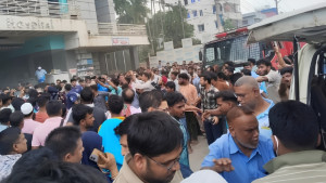 সাতক্ষীরায় হাসপাতালে আগুন