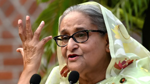 শেখ হাসিনা চাইলেই কি দেশে ফিরতে পারবেন