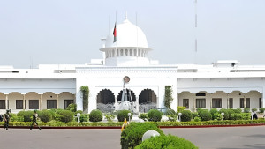 বাংলাদেশের রাষ্ট্রপতি কী করতে পারেন আর কী পারেন না