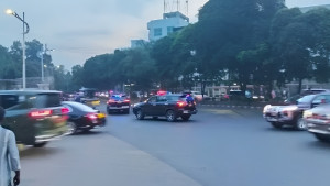 রাষ্ট্রপতির শপথ: বঙ্গভবনে প্রবেশ করছেন বিভিন্ন দেশের কূটনীতিকরা
