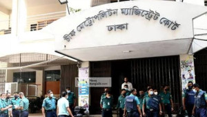 আসামিকে দেওয়া স্বজনের পাউরুটির ভেতর মিলল গাঁজা ও ইয়াবা