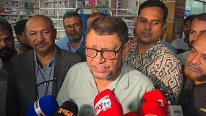 রোগীদের সঙ্গে ভালো ব্যবহার করবেন, অন্যথায় সাসপেন্ড: চিকিৎসকদের স্বাস্থ্যমন্ত্রী