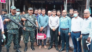 অস্বাস্থ্যকর পরিবেশে খাদ্য প্রস্তুত ও সংরক্ষণের দায়ে ৬ প্রতিষ্ঠানকে জরিমানা