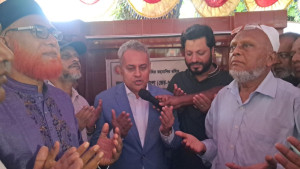 দীর্ঘদিন পর পুনরায় শুরু হলো দশানী-গিলাতলা সড়কের সংস্কারকাজ
