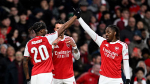 রেকর্ড গড়ে এক হালি গোলে জিতল আর্সেনাল