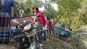 ট্রাক–অটোভ্যান মুখোমুখি সংঘর্ষে স্বামী–স্ত্রী নিহত