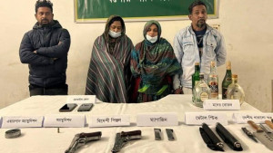 আলোচিত সন্ত্রাসী আরিফের বাসায় যৌথবাহিনীর অভিযান, আটক ৪