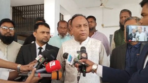 নির্বাচনী শঙ্কা নিয়ে রিটার্নিং কর্মকর্তার কাছে বিএনপি প্রার্থীর অভিযোগ