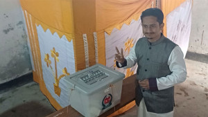 প্রশাসন ব্যর্থ হলে জনগণকে সঙ্গে নিয়ে প্রতিহত করব: সারজিস আলম