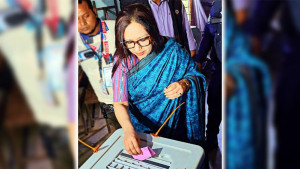 ১২ কেন্দ্রের ভোটে এগিয়ে রুমিন ফারহানা