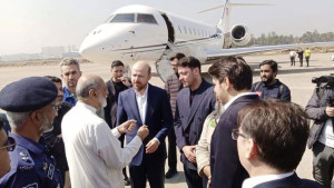 রোহিঙ্গা পরিস্থিতি পর্যবেক্ষণে কক্সবাজারে মেসুত ওজিল