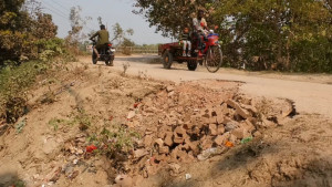 কর দিলেও মিলছে না নাগরিক সুবিধা