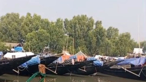 বনদস্যু আতঙ্কে মাছ ধরা বন্ধ, রাজস্ব ঘাটতির আশঙ্কা