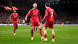 নিউক্যাসলের বিপক্ষে লিভারপুলের দাপুটে জয়