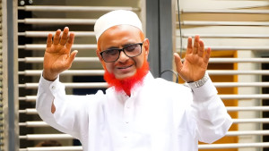 বিপুল ব্যাবধানে জামায়াতের আজহারুলের জয়