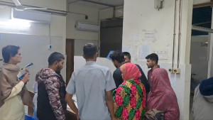 বিএনপি–স্বতন্ত্র প্রার্থী সংঘর্ষে আহত ১১