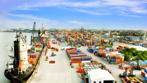 চট্টগ্রাম বন্দরে অনির্দিষ্টকালের জন্য কর্মবিরতির ডাক