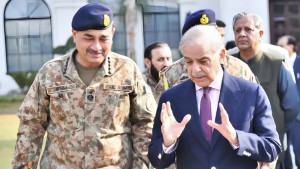 আগ্রাসনের জবাব দেওয়ার নির্দেশ পাকিস্তানের প্রধানমন্ত্রীর