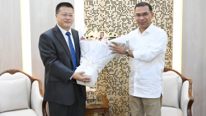 প্রধানমন্ত্রীর সঙ্গে চীনের রাষ্ট্রদূতের সৌজন্য সাক্ষাৎ