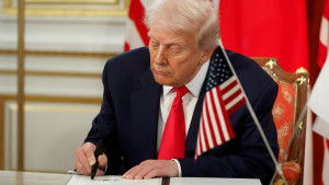 বাণিজ্য চুক্তি নিয়ে ‘টালবাহানা করা’ দেশগুলোকে হুমকি ট্রাম্পের