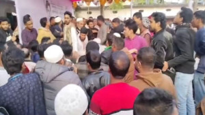 নলছিটিতে বিএনপির দুই গ্রুপের মধ্যে হাতাহাতি-হট্টগোল