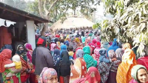 গাছে ঝুলছিল কৃষকের মরদেহ