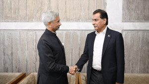 ঢাকায় সৌহার্দ্যের পরই পাকিস্তানকে ‘খারাপ প্রতিবেশী’ বললেন জয়শঙ্কর