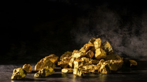 সৌদিতে সোনার খনি আবিষ্কার, ২ লাখ ২১ হাজার কেজি উত্তোলন