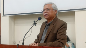 যাদের পয়সা আছে তারাই শিক্ষায় এগিয়ে: রাবি উপাচার্য