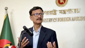 ভারতীয় কূটনীতিকদের পরিবার প্রত্যাহার, যা বললেন পররাষ্ট্র উপদেষ্টা