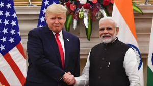 ট্রাম্পের সাক্ষাৎ পেতে ‘স্যার ডেকে অনুরোধ করেছিলেন’ মোদি