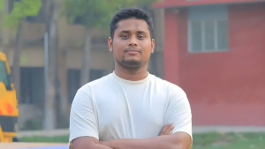 তারেক রহমানের আয়ের উৎস ও নিরাপত্তা ব্যয় নিয়ে প্রশ্ন হাসনাত আবদুল্লাহর