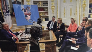 যুক্তরাষ্ট্রের নতুন মানচিত্রে কানাডা-গ্রিনল্যান্ড-ভেনেজুয়েলা, ট্রাম্পের পোস্ট ঘিরে বিতর্ক