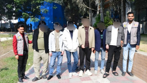 রাজধানীতে ৫ চীনাসহ গ্রেপ্তার ৮, উদ্ধার ৫১ হাজার সিম