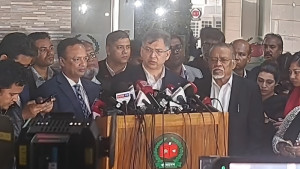 পোস্টাল ব্যালট বিতর্কে বিএনপি ক্ষতিগ্রস্ত : সালাহউদ্দিন আহমদ