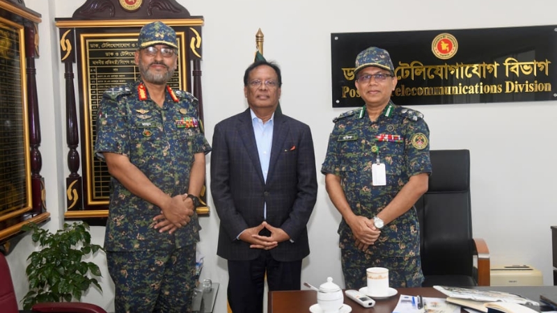 এআই-ভিত্তিক স্মার্ট প্রশাসনের পথে আনসার-ভিডিপি, সহায়তার আশ্বাস মন্ত্রীর