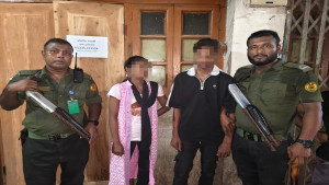 ঢামেকে রোগীর মোবাইল চুরি, আনসারের অভিযানে নারীসহ দুইজন আটক