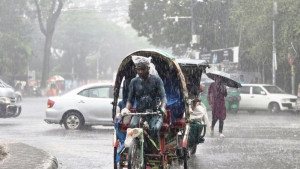 টানা বৃষ্টির প্রভাব ঢাকার বাতাসে