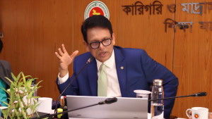 ‘ডিসেম্বরে পরীক্ষা শেষে শিক্ষার্থীদের নতুন বই দিতে চায় সরকার’