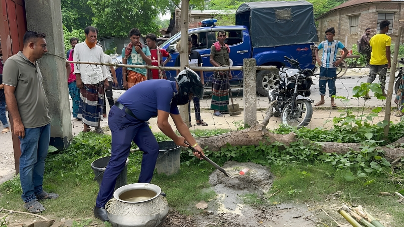 চুয়াডাঙ্গায় জয় বাংলা লেখা ‘বোমা’