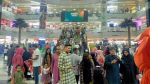 শপিংমল-দোকানপাট খোলা রাখার সময়সীমা বাড়ল