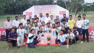 আনোয়ার ইস্পাতের আয়োজনে রুয়েটে প্রীতি ফুটবল ম্যাচ