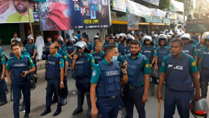 আ. লীগের প্রতিষ্ঠাবার্ষিকী ঘিরে বিশেষ সতর্কতা, প্রস্তুত ১৮ হাজার পুলিশ